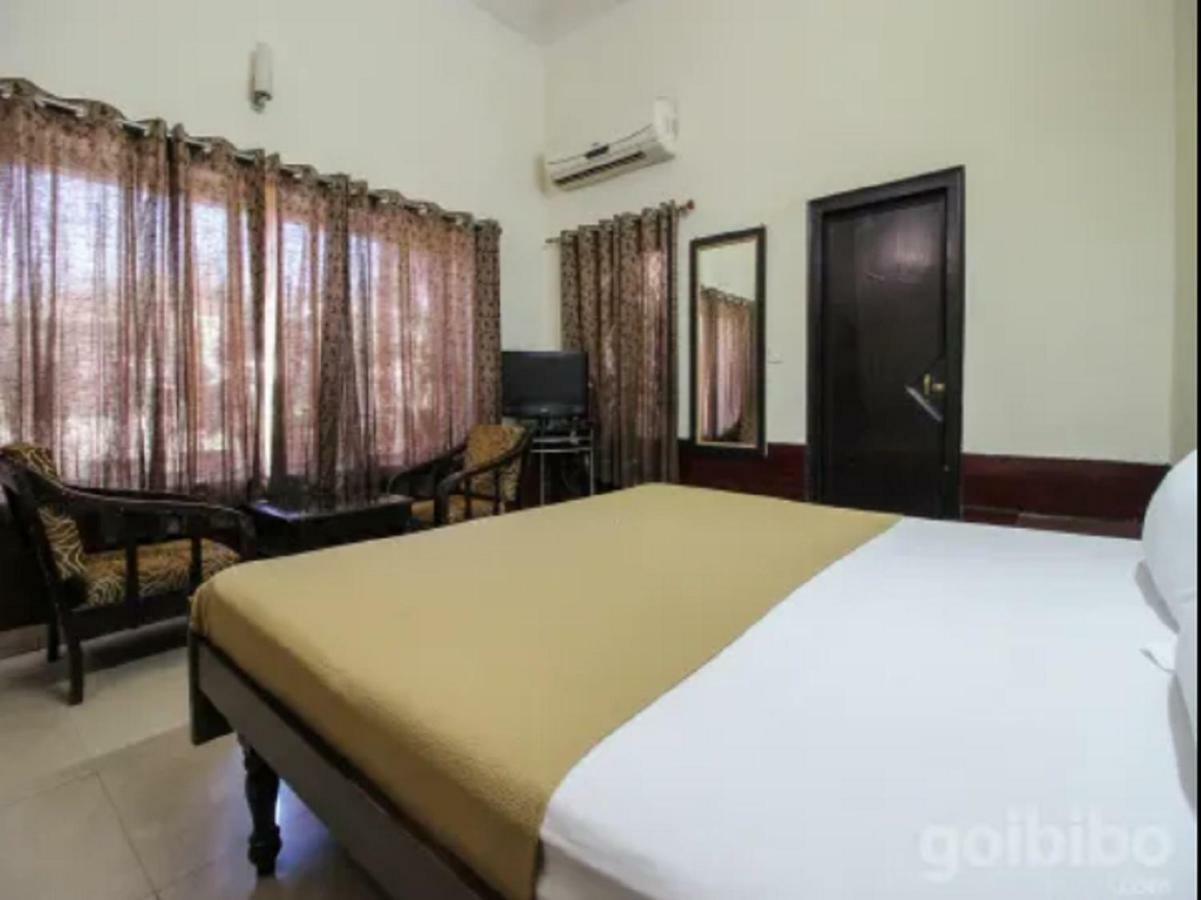 Hotel Utsav Dehradun Exterior photo
